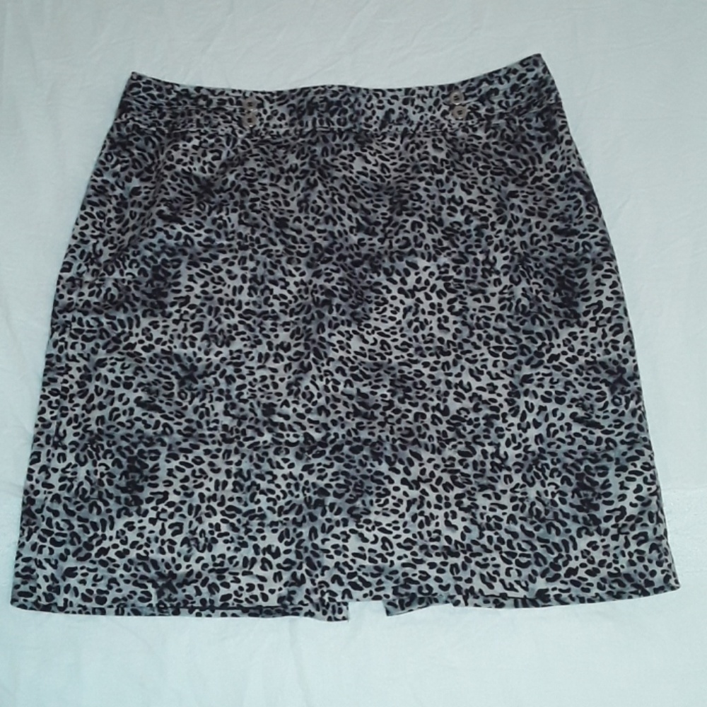 Animal print pencil skirt size 16